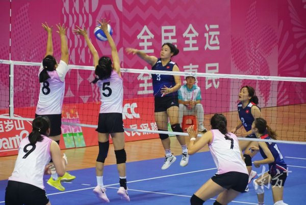 老钱庄 “排球之乡”江门台山开赛十五运会群众比赛气排球项目，广东队获男女混合组季军